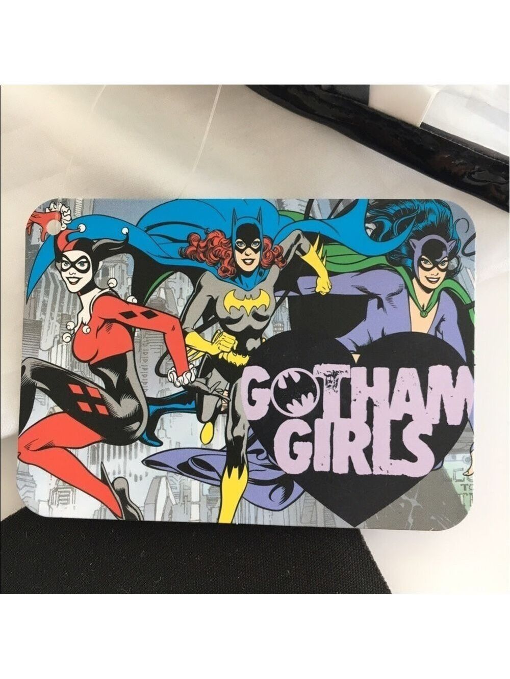 𝅺LONDON Soho's BATGIRL zippered makeup bag. - Picture 6 of 6